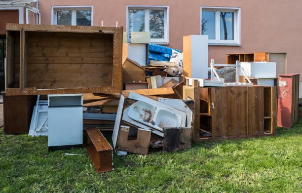 Best Yard Waste Removal  in Iron River, MI