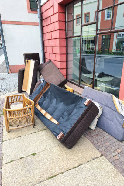 Best Commercial Junk Removal  in Iron River, MI